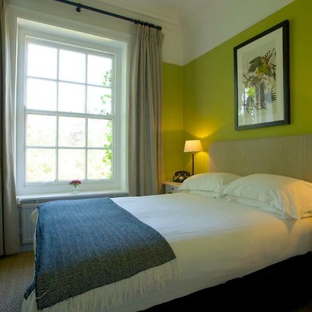 The Manor At Sway - Hotel, Restaurant And Gardens Exterior foto